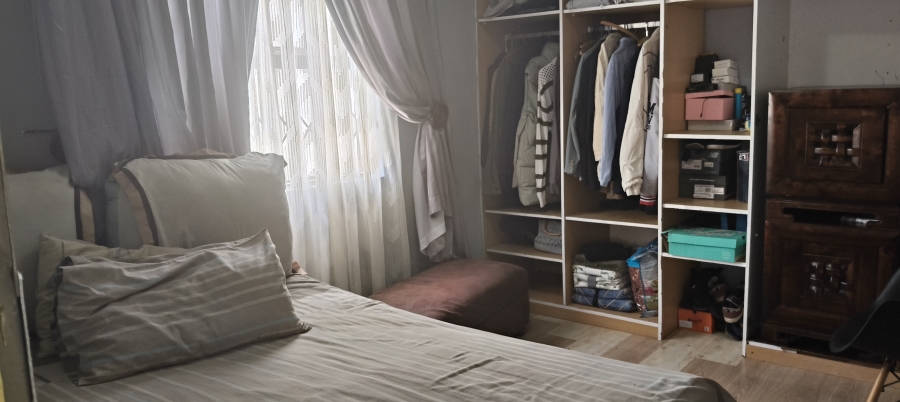 2 Bedroom Property for Sale in Parow Western Cape